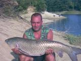 Float, 	Grass carp 