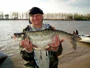 НА СПИНИНГ ЗА РАЗЛИЧНИ ВИДОВЕ РИБА